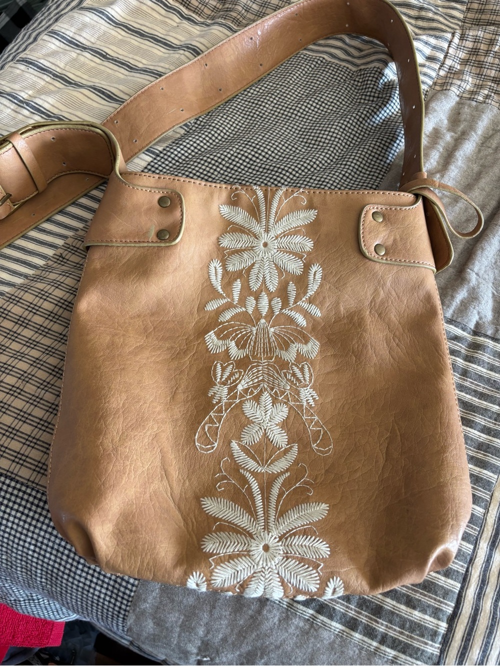 TINT Womens Tan Embroidered Shoulder Bag - Casual Floral Design